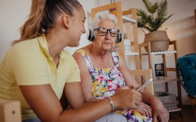 How Music Therapy is Transforming Memory Care for Seniors in San Antonio